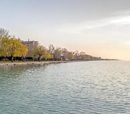 Golden Beach Apartman 아파트 *